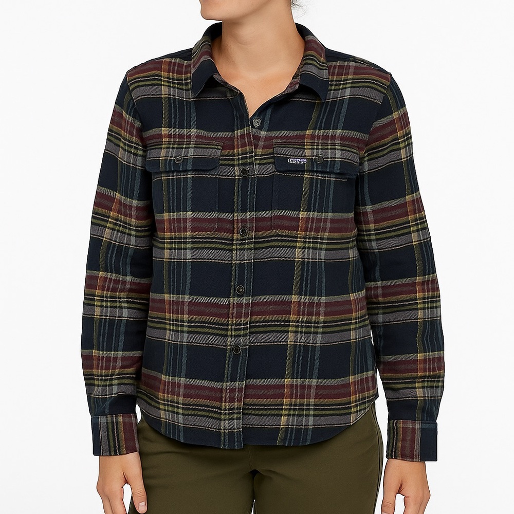 Patagonia Women’s Long Sleeve Organic Cotton Fjord Flannel Shirt
